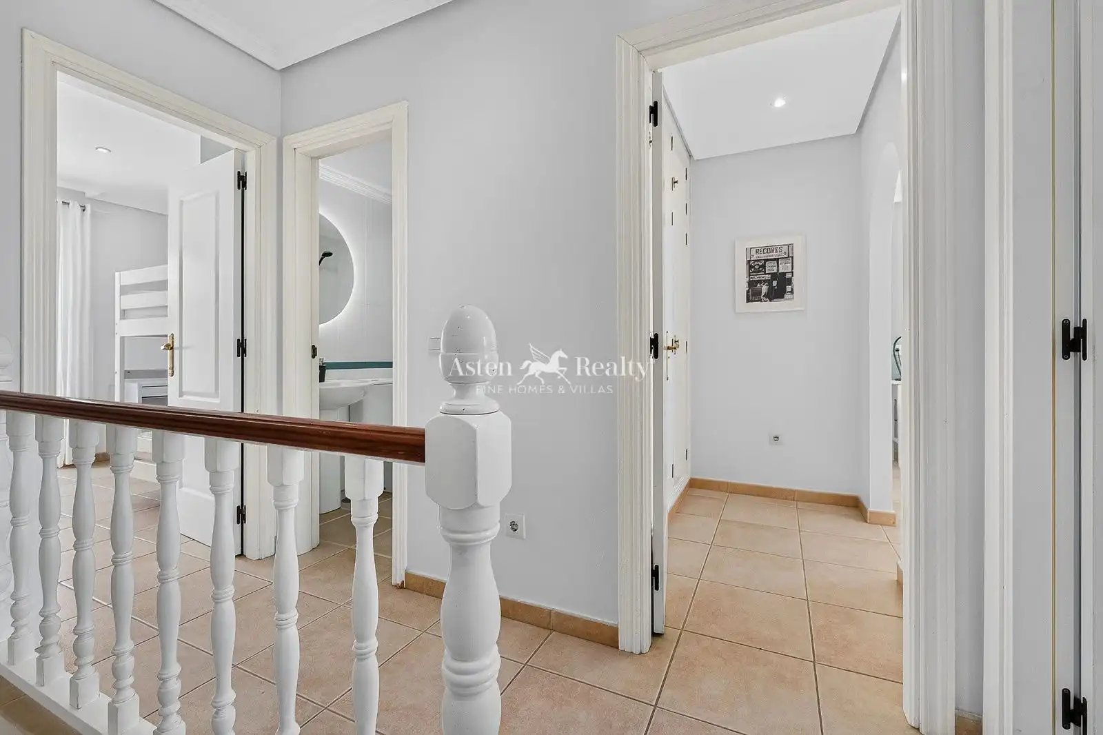 Casa aparellada amb piscina en venda a Juan Carlos I 115, imagen 26