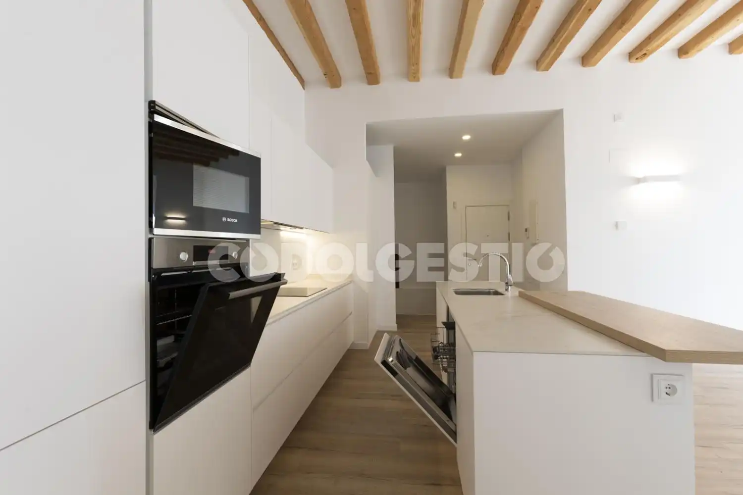 Cocina de Piso de alquiler en Vic con Balcón