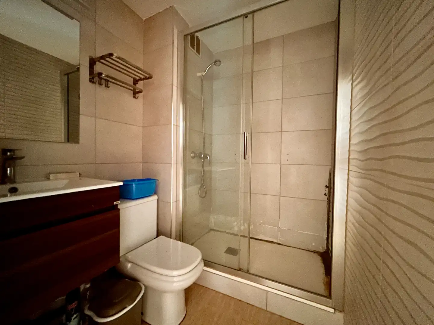 Baño de Piso en venta en Mataró con Calefacción y Balcón