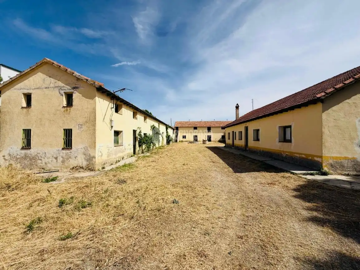 Vista exterior de Casa o xalet en venda en Seseña