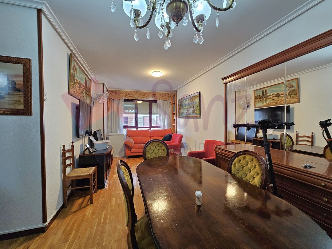 Dining room of Apartment for sale in  Logroño  with Heating and Storage room