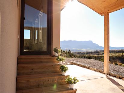 House or chalet for sale in Jaca  with Heating, Terrace and Storage room
