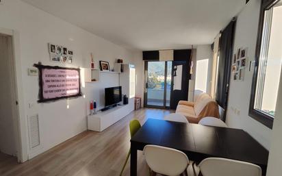 Living room of Flat for sale in Montcada i Reixac  with Air Conditioner and Balcony