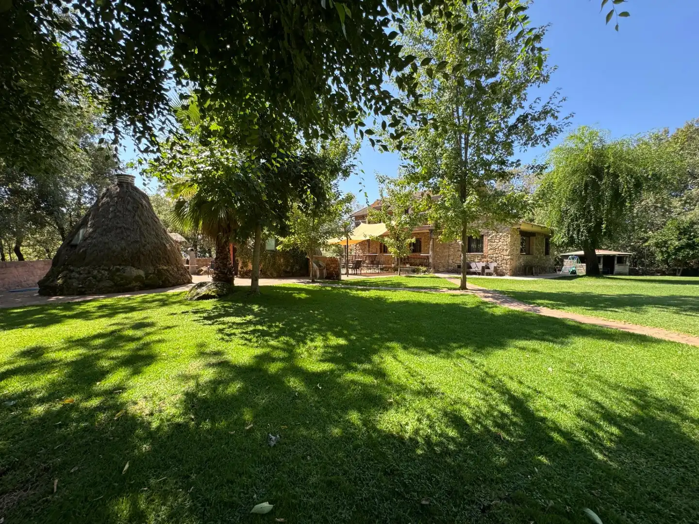 Jardí de Casa o xalet en venda en Candeleda amb Aire condicionat, Calefacció i Jardí privat