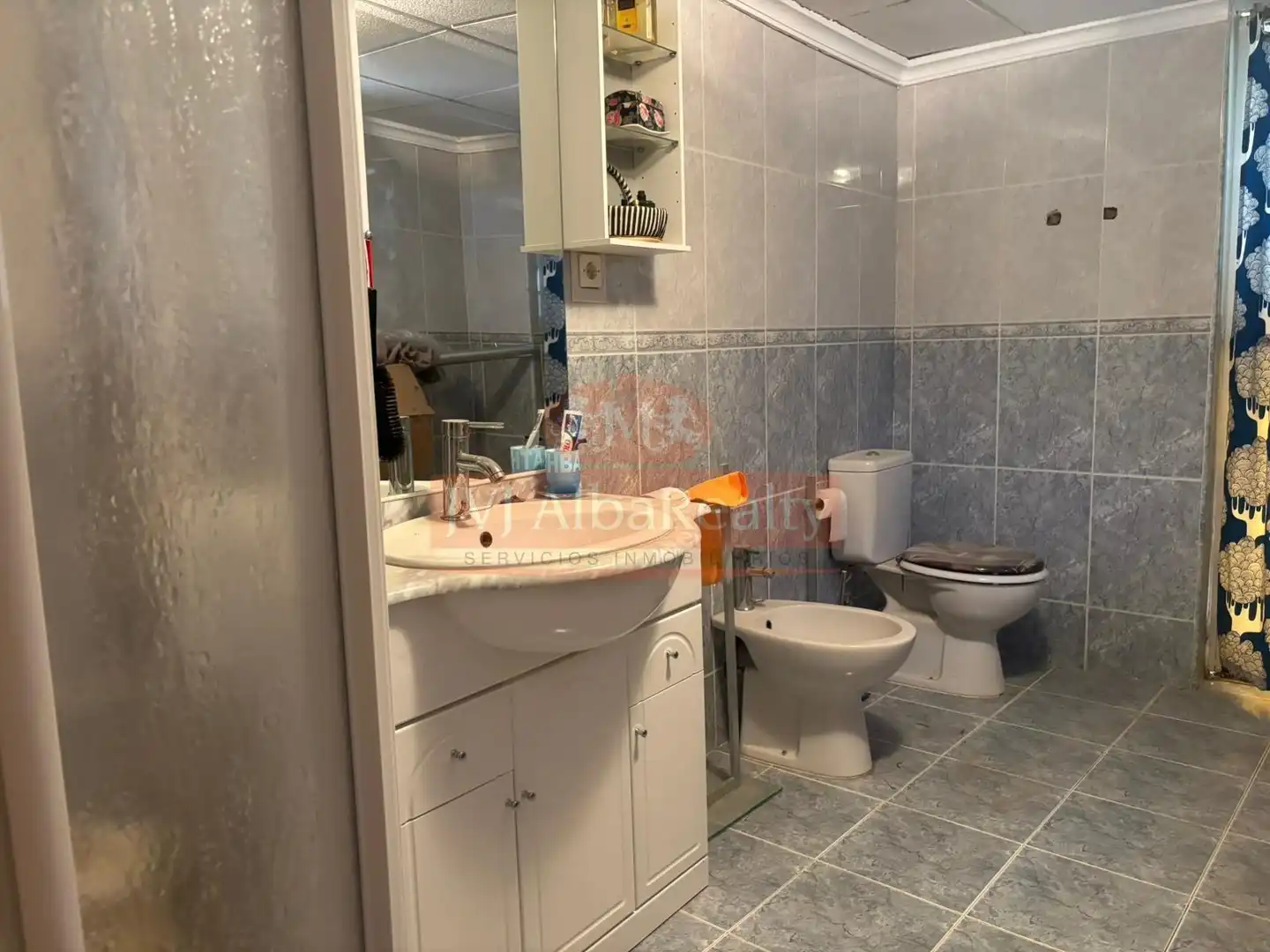 Badezimmer von Country house zum Verkauf in Albacete mit Schwimmbad