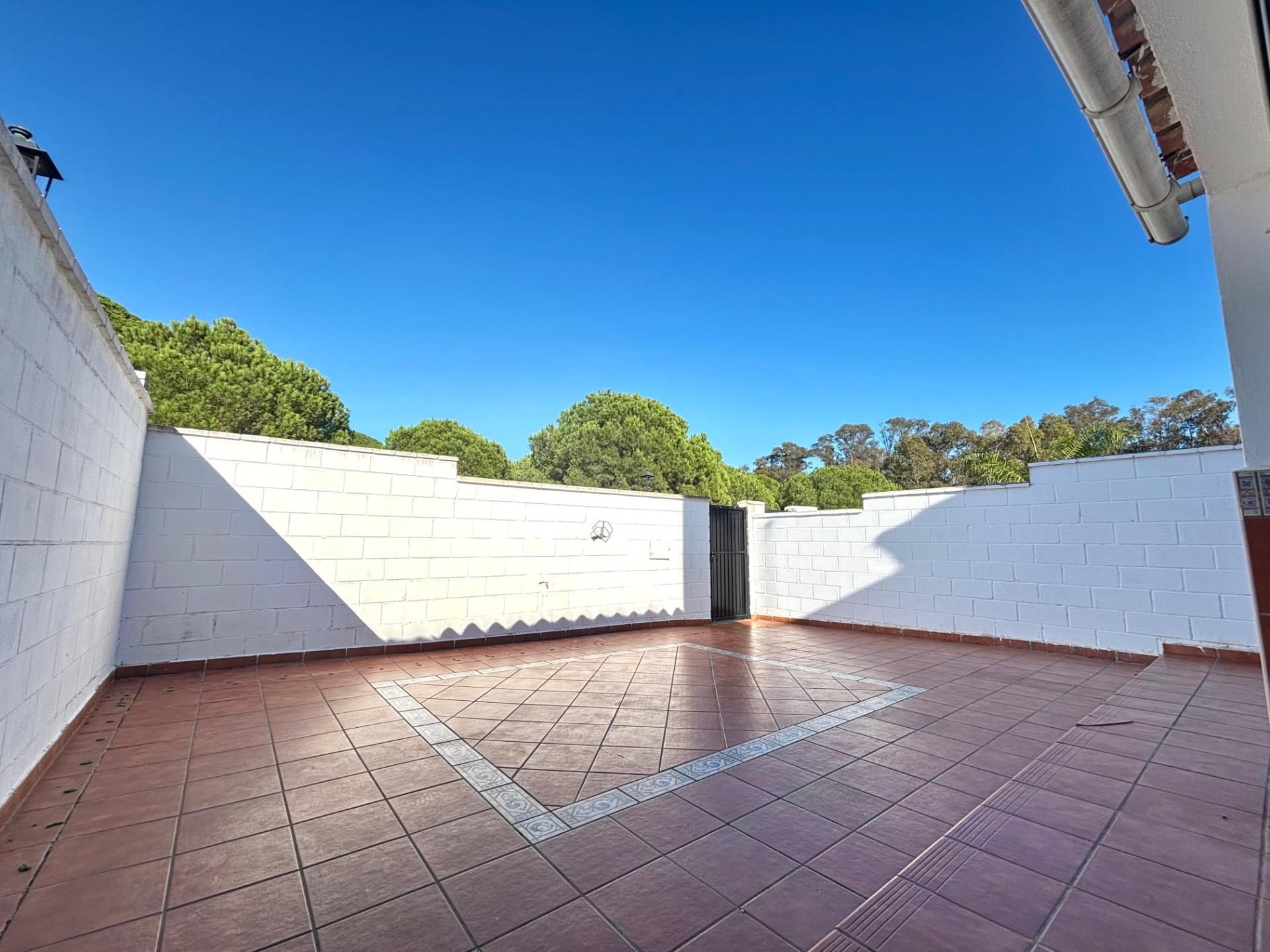Terrassa de Casa adosada en venda en Los Barrios
