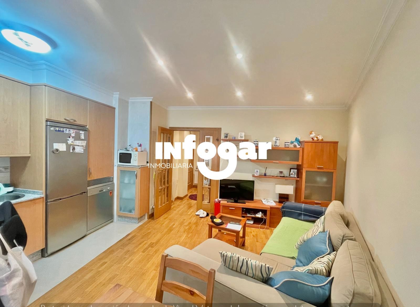 Living room of Flat to rent in A Guarda    with Heating, Parquet flooring and Furnished