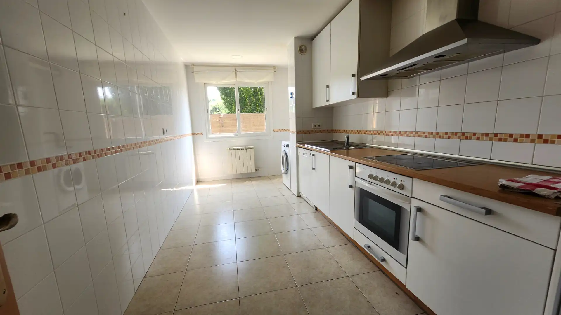 Cocina de Piso en venta en Miño con Calefacción, Jardín privado y Trastero