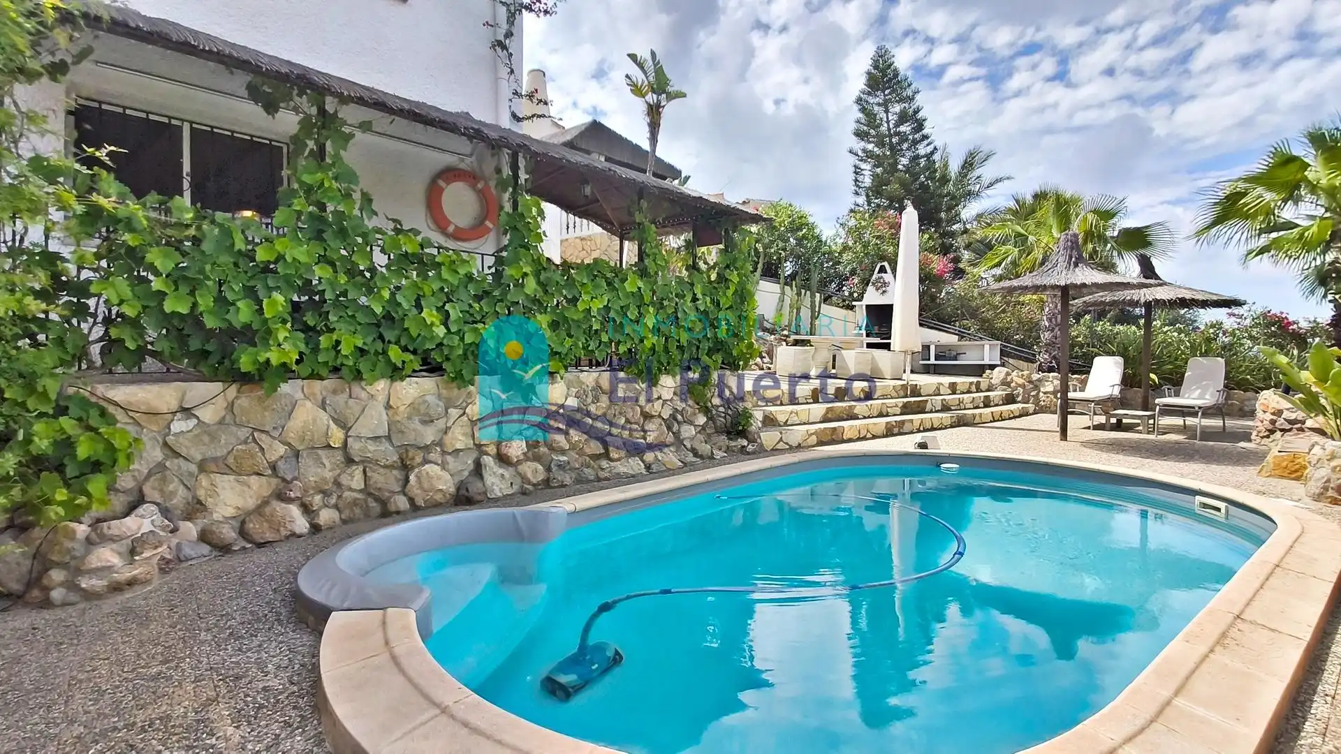Piscina de Casa o chalet en venta en Cartagena con Aire acondicionado, Calefacción y Jardín privado
