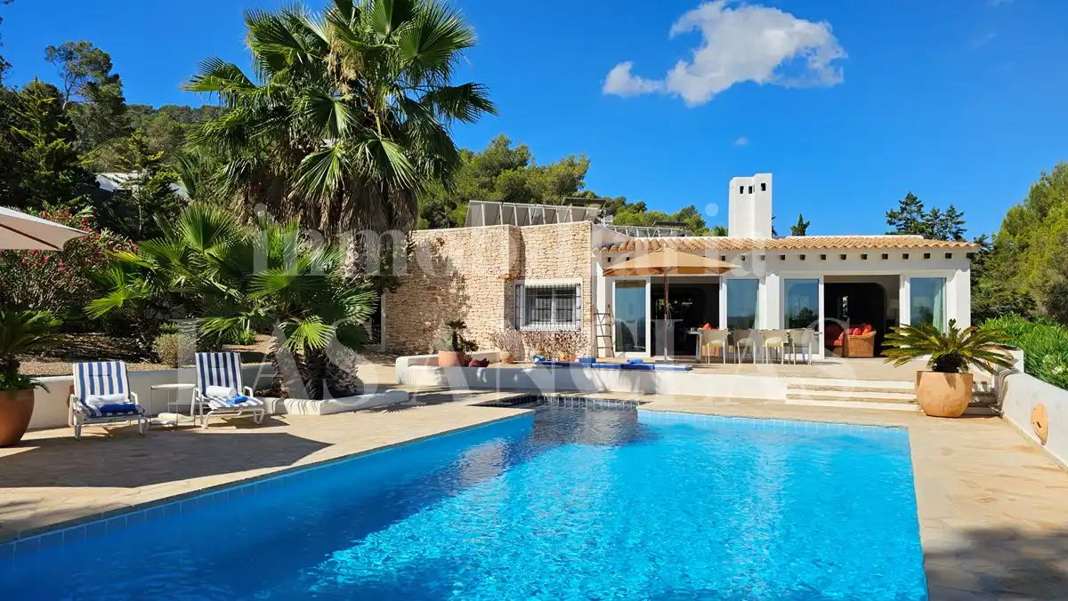 House with pool for sale in Santa Eulària, imagen 2