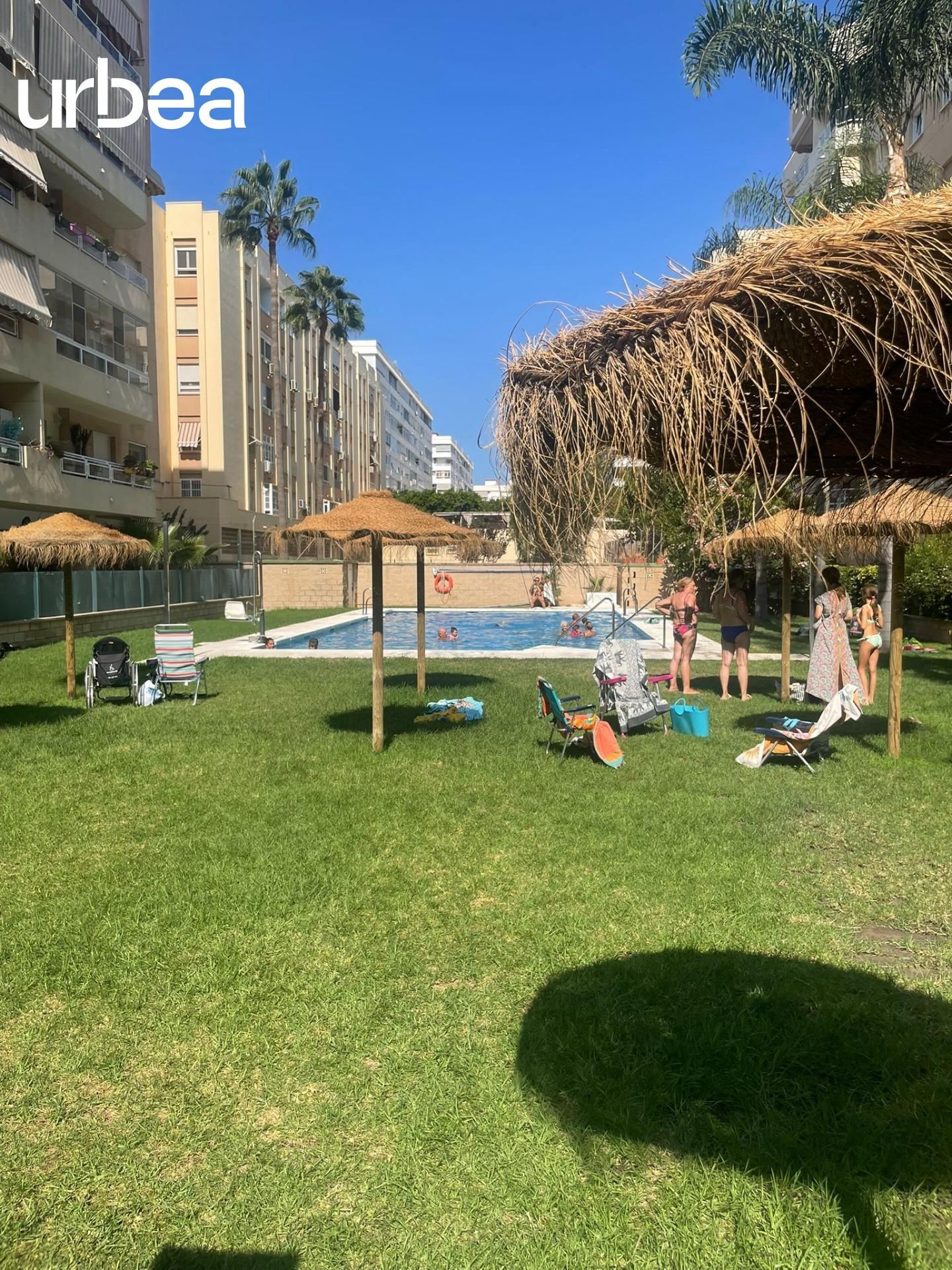 Piscina de Pis en venda en Málaga Capital amb Aire condicionat, Calefacció i Jardí privat