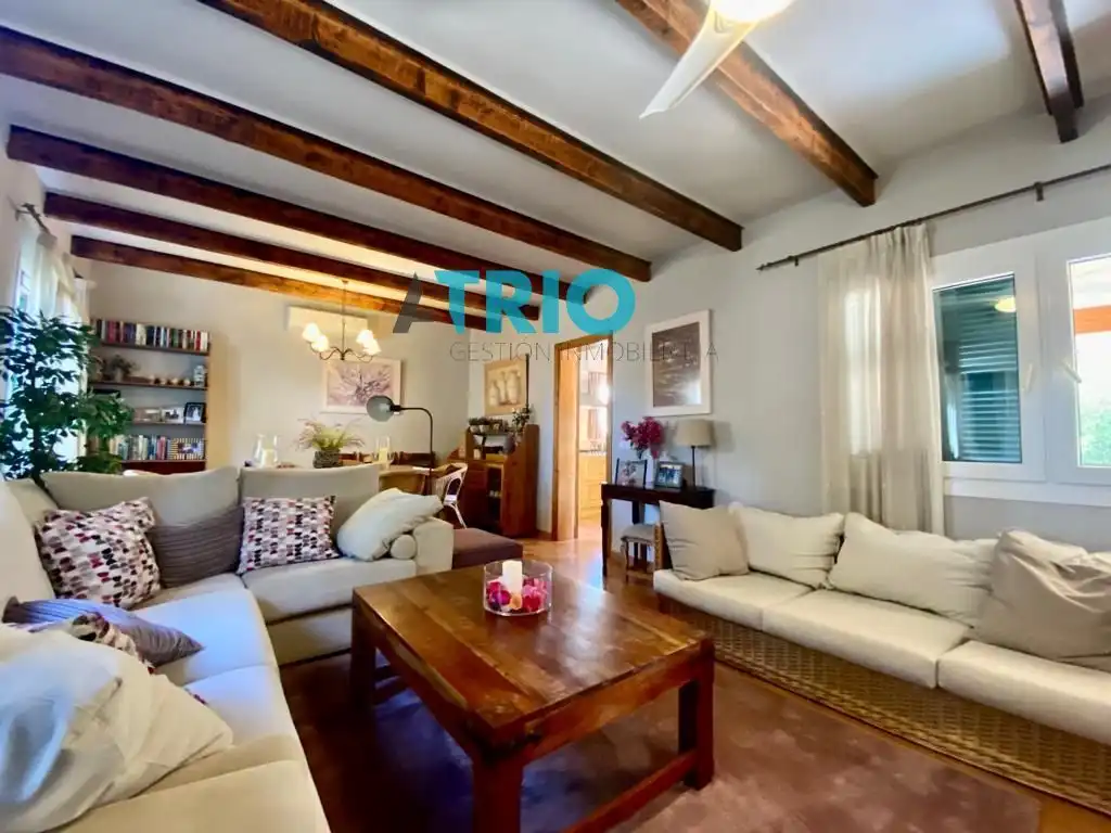 Living room of Houses for sale in Ses Salines  with Air Conditioner, Heating and Private garden