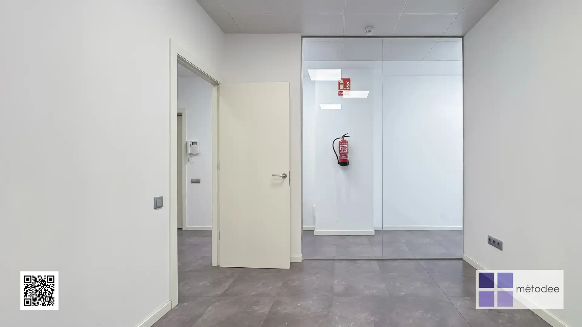 Büro zur Miete in Esplugues de Llobregat mit Klimaanlage und Heizung