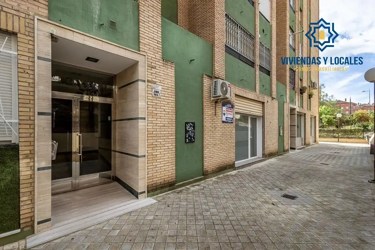 Piso con ascensor en venta en Calle ARQUITECTO JIMENEZ LACAL, imagen 34