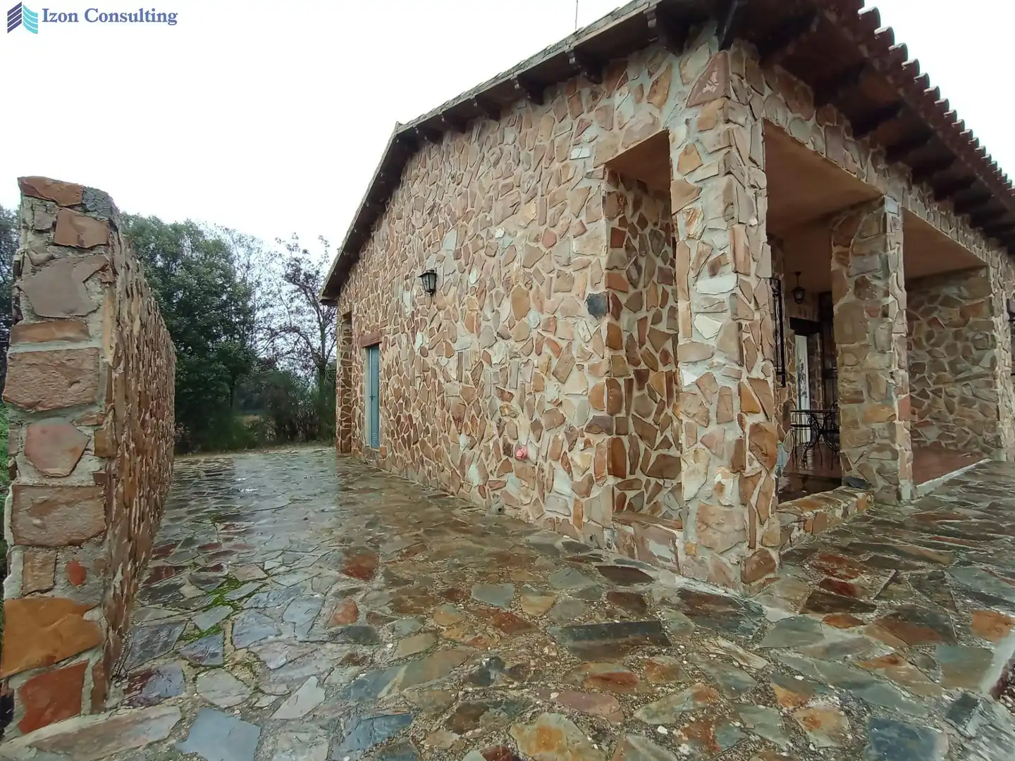 Vista exterior de Casa o chalet en venta en Robledo con Aire acondicionado, Calefacción y Jardín privado