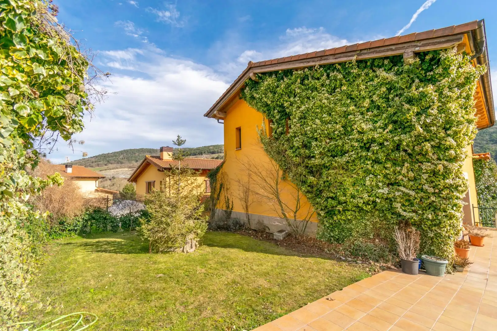 Houses for sale in Olaibar