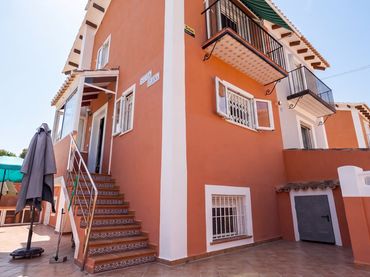 Terraced house with balcony for sale in Urbanització Devesa 68B