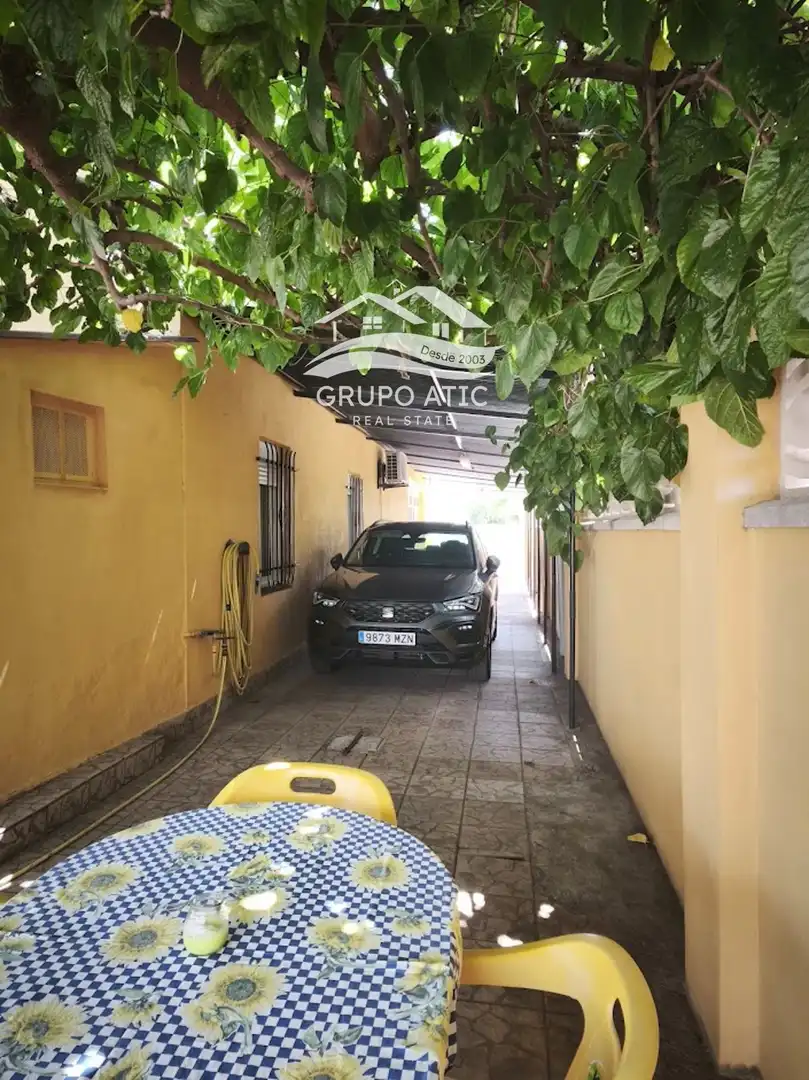 Parking de Casa o chalet en venta en Burriana / Borriana con Aire acondicionado, Calefacción y Jardín privado