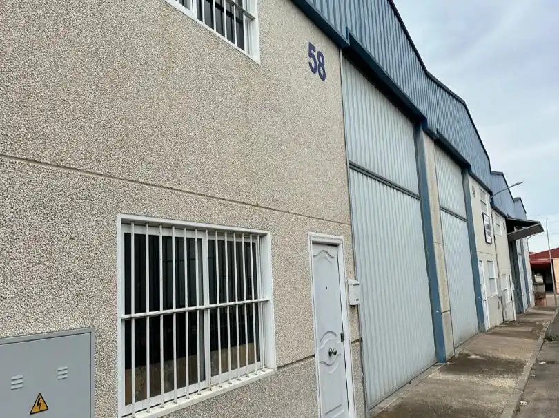 Außenansicht von Fabrik Grundstücke zum Verkauf in Lobón