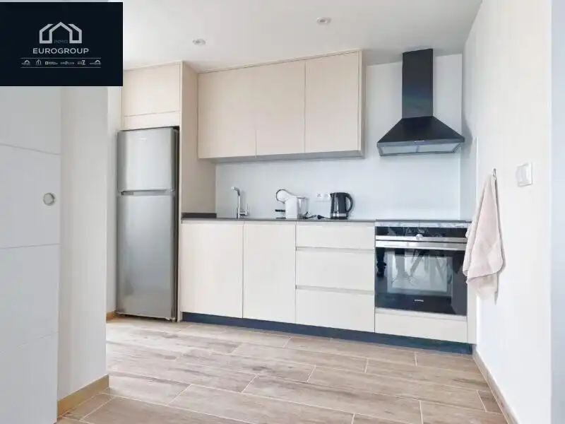 Cocina de Apartamento de alquiler en Benidorm con Calefacción, Jardín privado y Amueblado