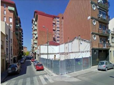 Wohnbaugrundstück zum Verkauf in Centre - Sant Oleguer