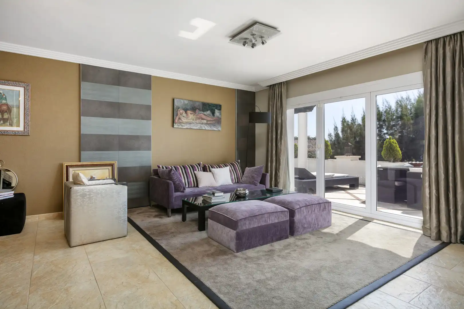Sala de estar de Apartamento en venta en Marbella con Aire acondicionado, Terraza y Piscina