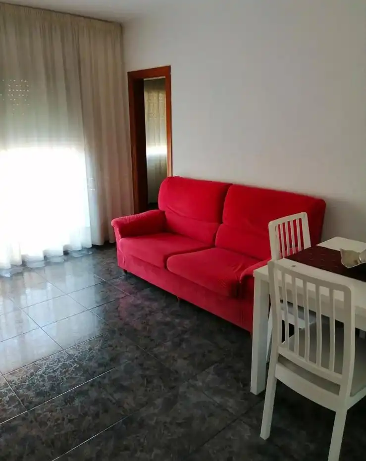 Sala d'estar de Pis en venda en Cerdanyola del Vallès amb Aire condicionat, Calefacció i Moblat