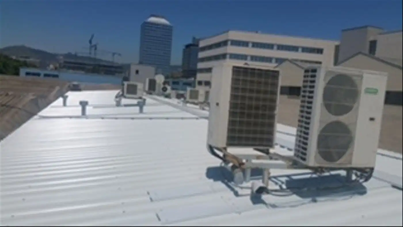 Vista exterior de Oficina de lloguer en Barcelona amb Aire condicionat i Calefacció