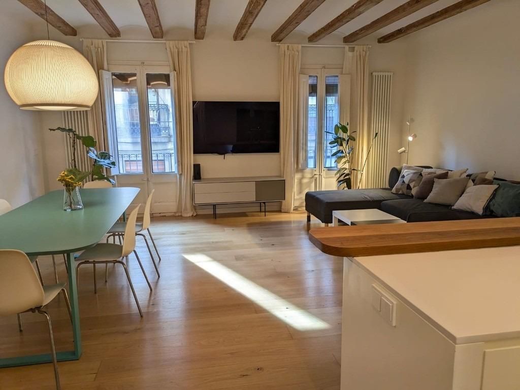Apartment to rent in  COMTESSA DE SOBRADIEL, Barri Gòtic