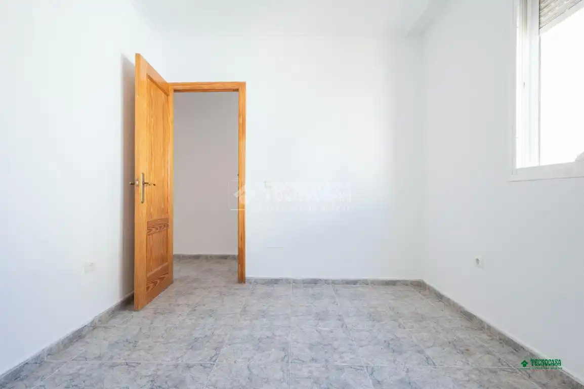 Habitación de Piso en venta en Almería con Terraza