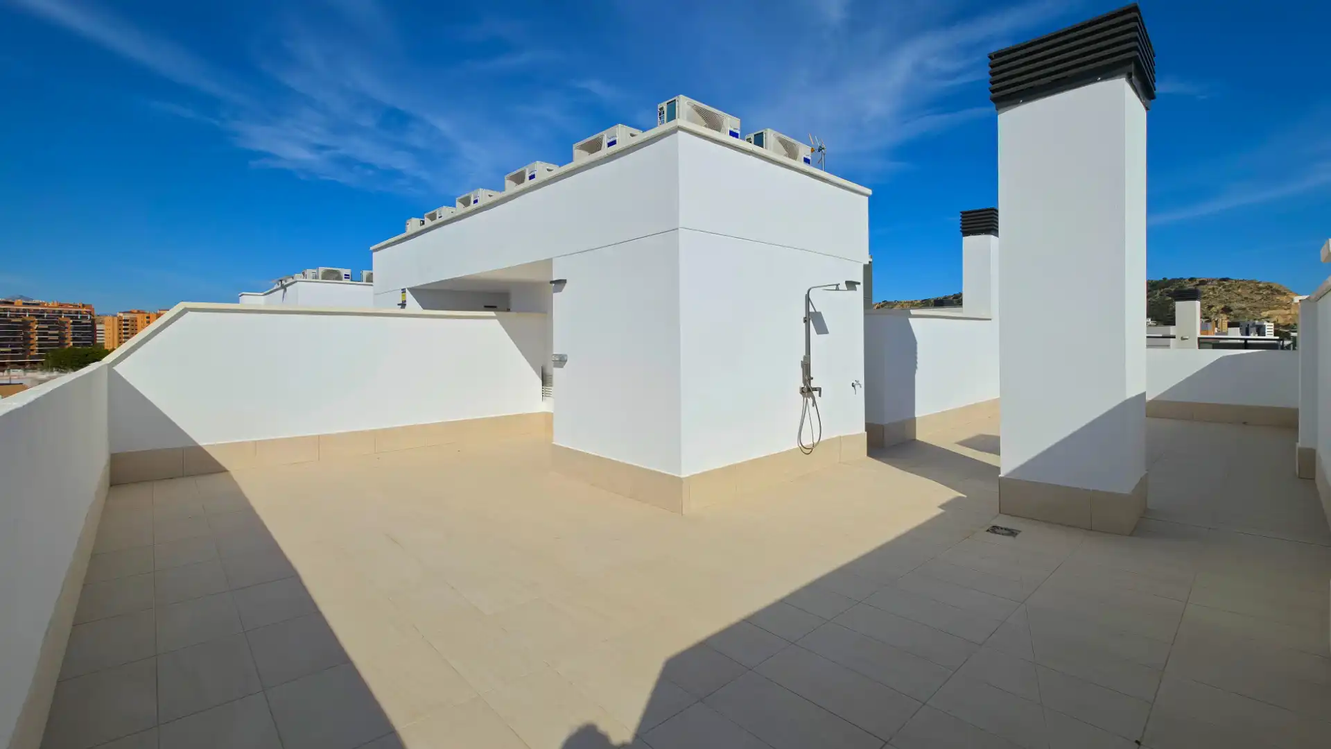 Terraza de Ático en venta en Alicante / Alacant con Aire acondicionado, Calefacción y Terraza