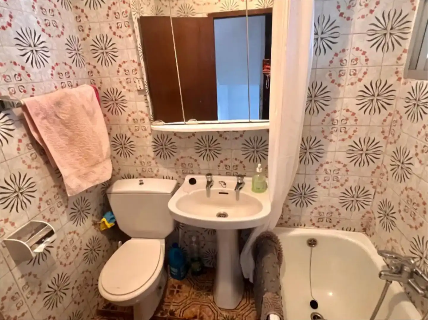 Bathroom of Apartments for sale in Pinofranqueado, Cáceres