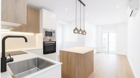 Foto 2 de Pis en venda a Carrer de Les Esquadres, Sant Josep, Barcelona