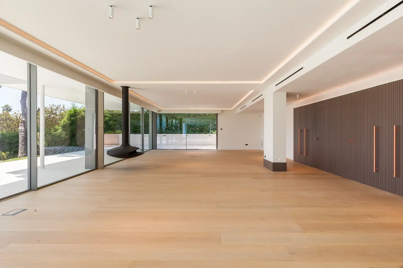 Houses for sale in Barcelona  with Air Conditioner, Heating and Private garden