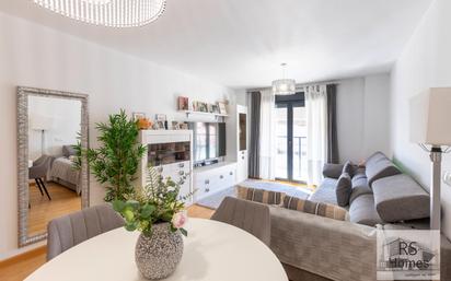 Living room of Flat for sale in Benaguasil  with Air Conditioner, Heating and Balcony