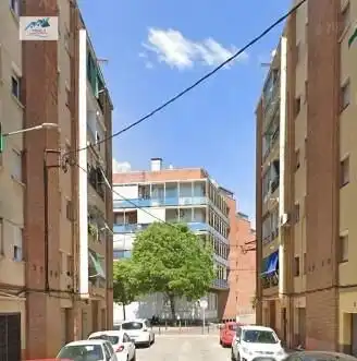 Vista exterior de Pis en venda en La Llagosta