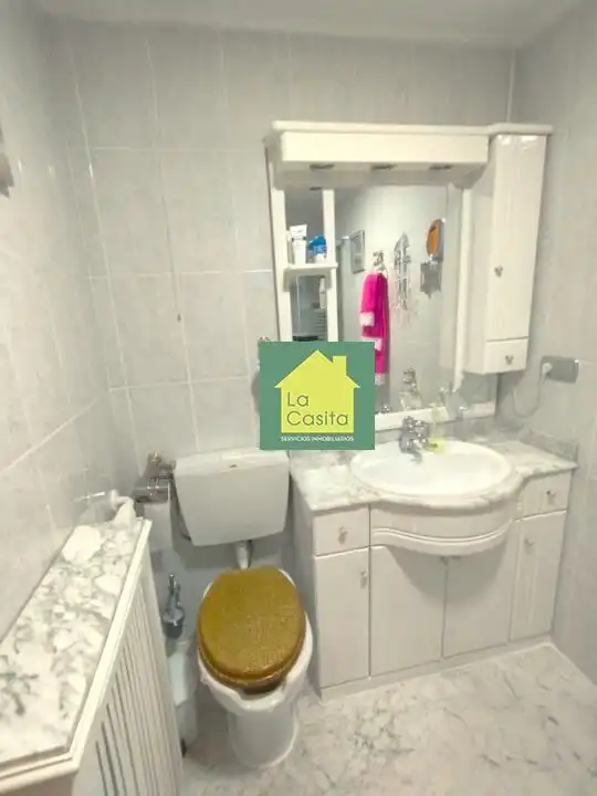 Baño de Piso en venta en Albacete con Jardín privado, Terraza y Trastero