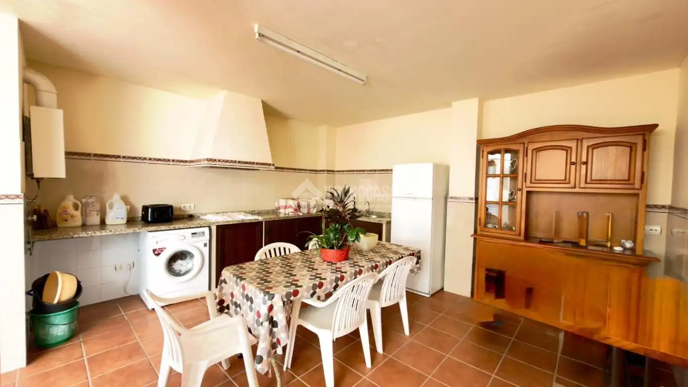 Casa con terraza en venta en San Enrique - Guadiaro -  Pueblo Nuevo, imagen 29