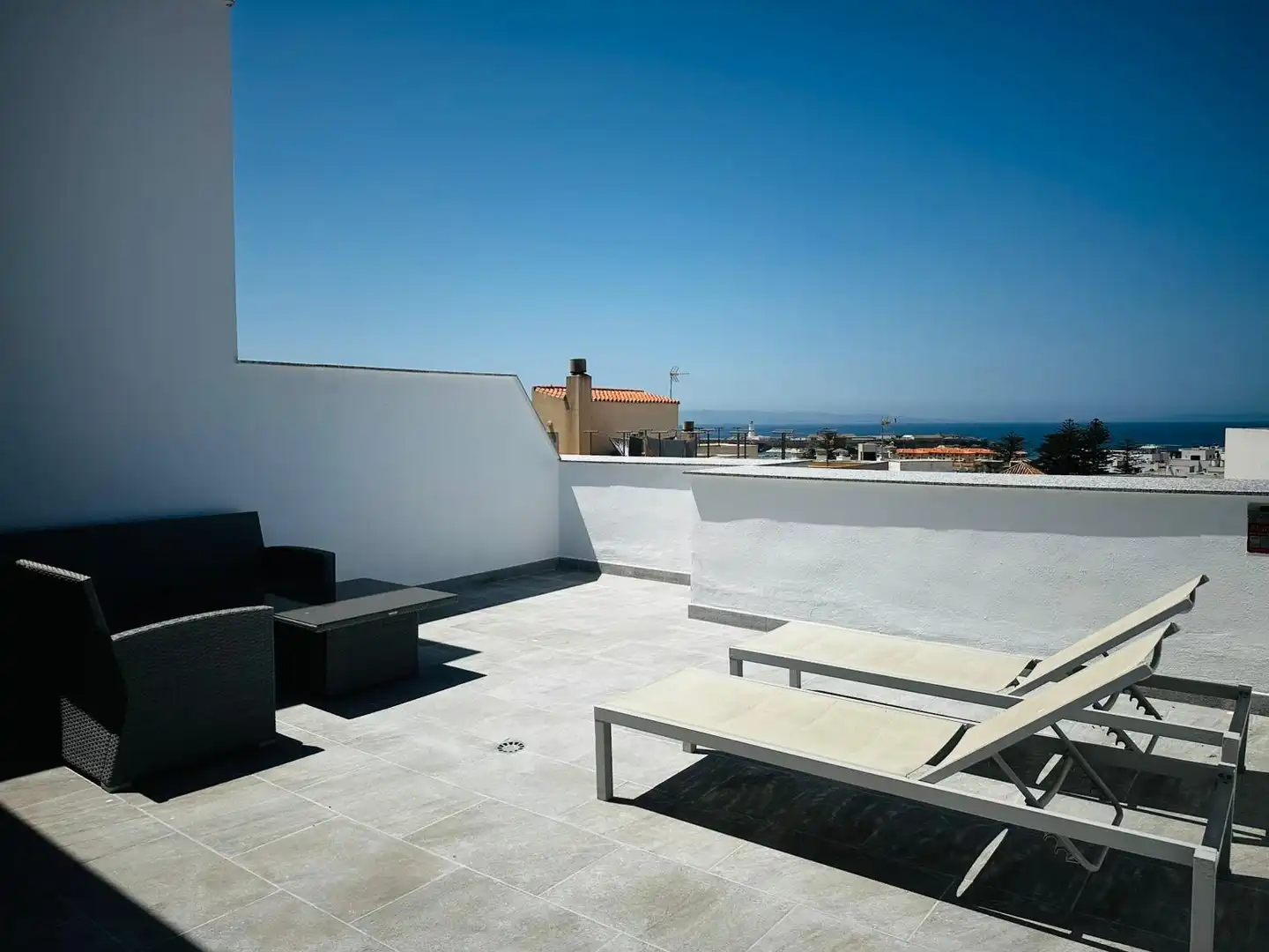 Terrasse von Wohnungen zum Verkauf in Tarifa mit Klimaanlage, Heizung und Terrasse