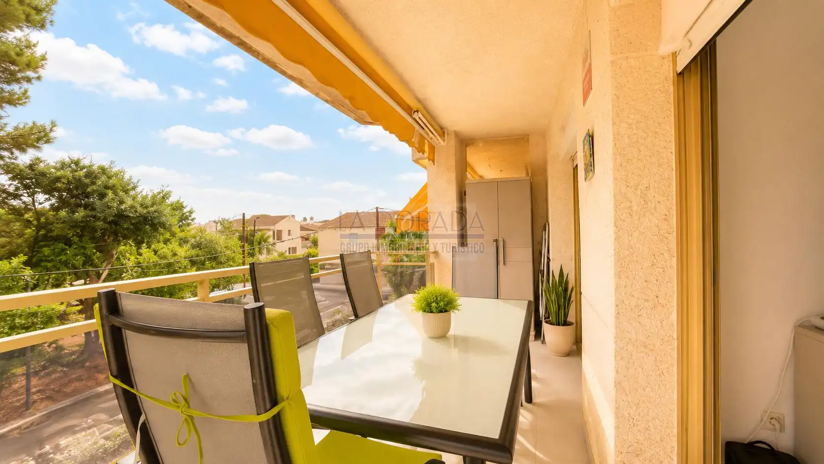 Terrassa de Apartament en venda en Cambrils amb Terrassa, Moblat i Piscina comunitària