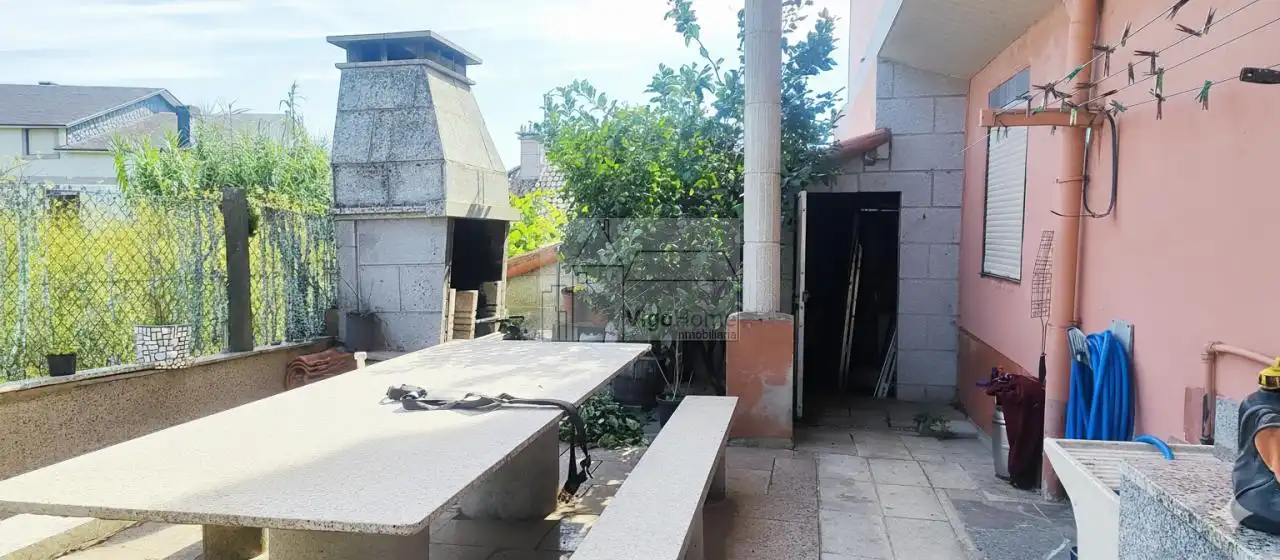 Terraza de Casa o chalet en venta en Vigo  con Calefacción, Jardín privado y Terraza