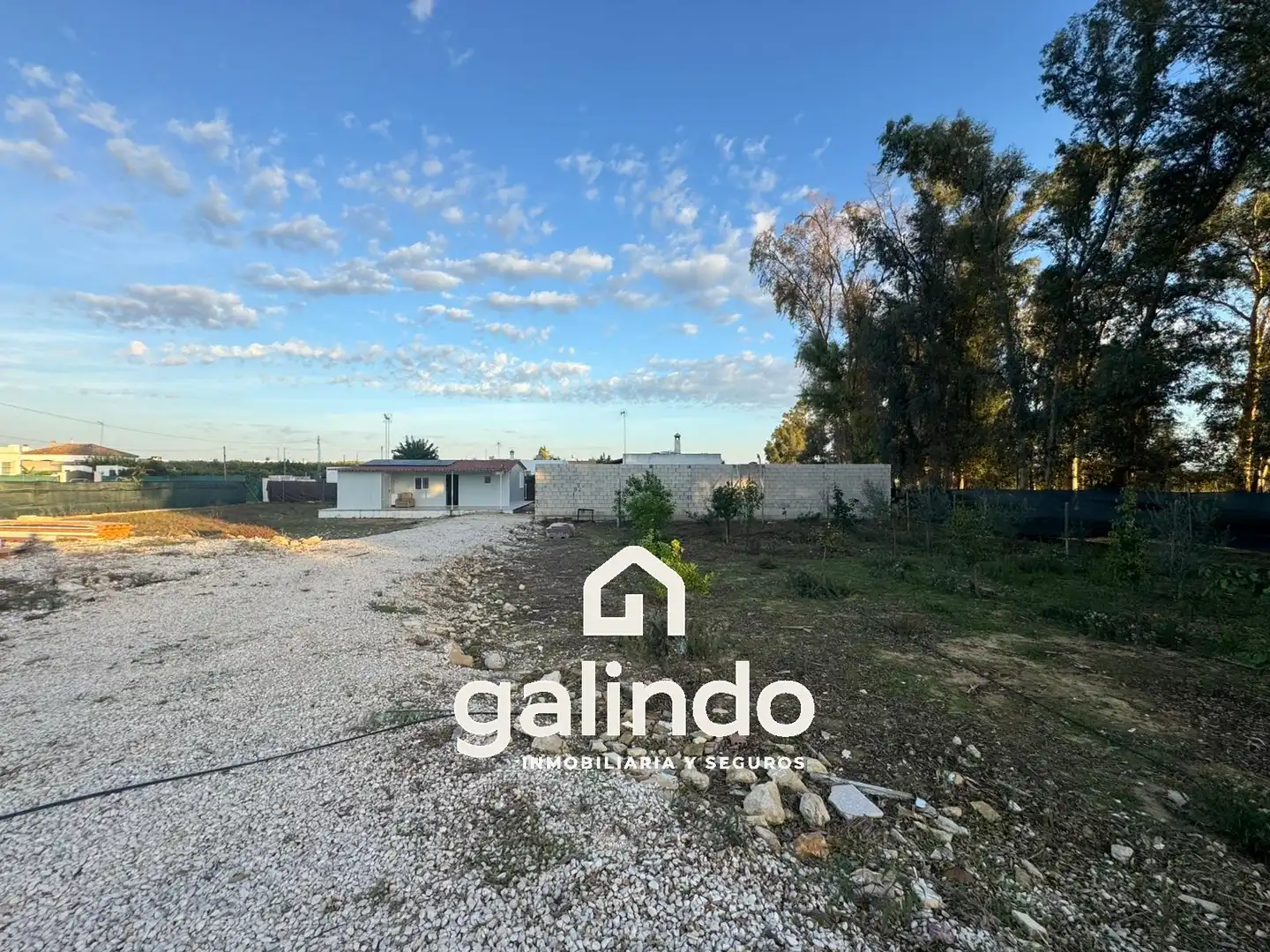 Country homes for sale in Paradas