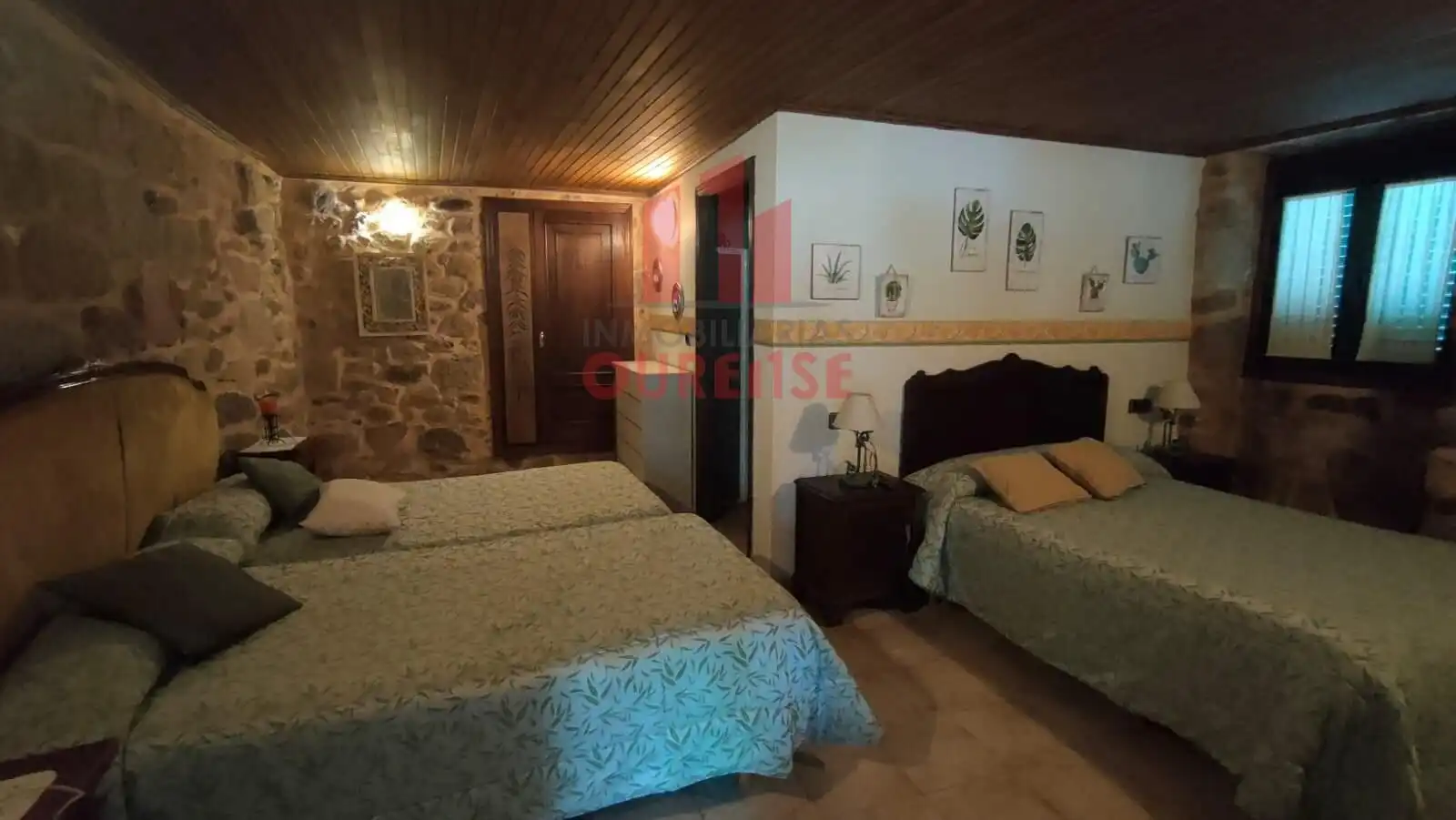 Dormitori de Finca rústica en venda en San Amaro amb Aire condicionat, Calefacció i Jardí privat