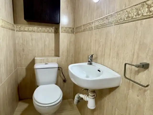 Commercial properties for rent in Carrer d'Emilio Lluch, Vara de Quart