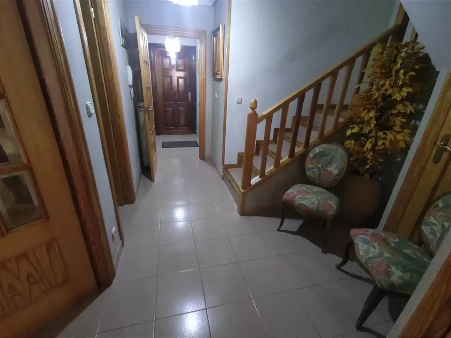 Casa adosada en venda en Saldaña amb Parquet, Moblat i Balcó
