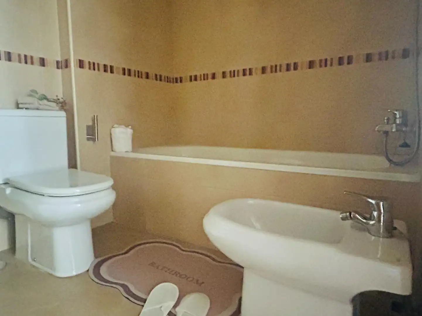 Badezimmer von Wohnungen zum Verkauf in Pilar de la Horadada mit Möbliert und Alarm