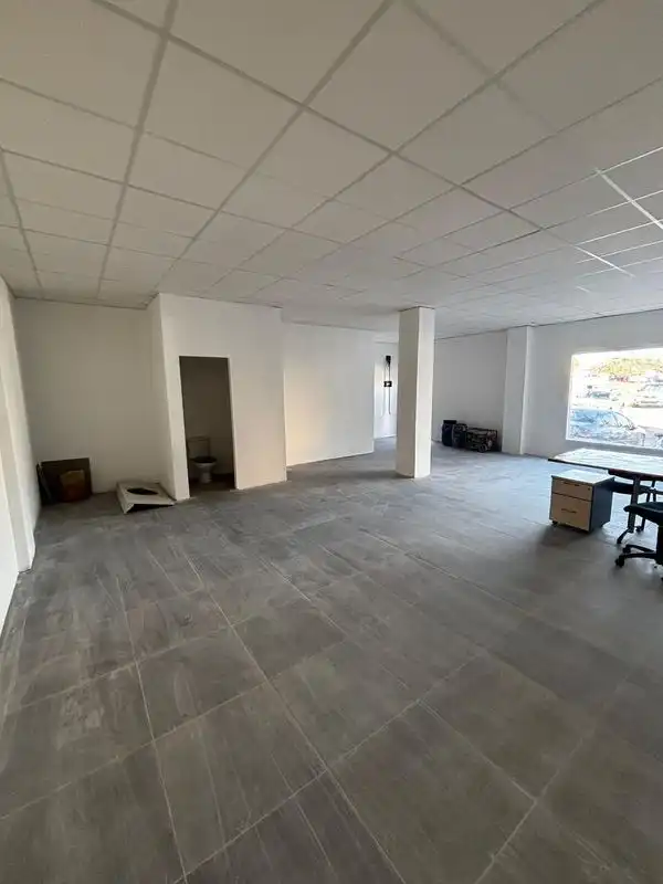 Local comercial en alquiler en Centro
