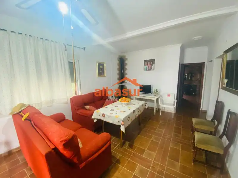 Sala de estar de Casa o chalet en venta en La Carlota con Aire acondicionado, Jardín privado y Piscina