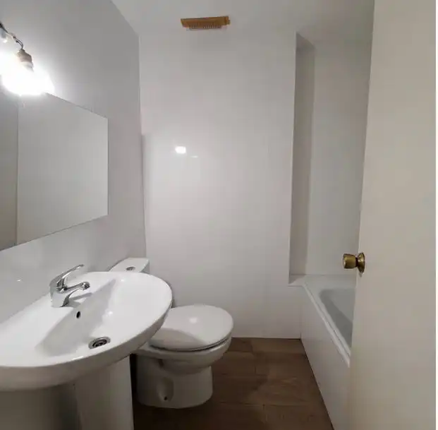 Badezimmer von Wohnung zum Verkauf in Valdemoro mit Klimaanlage