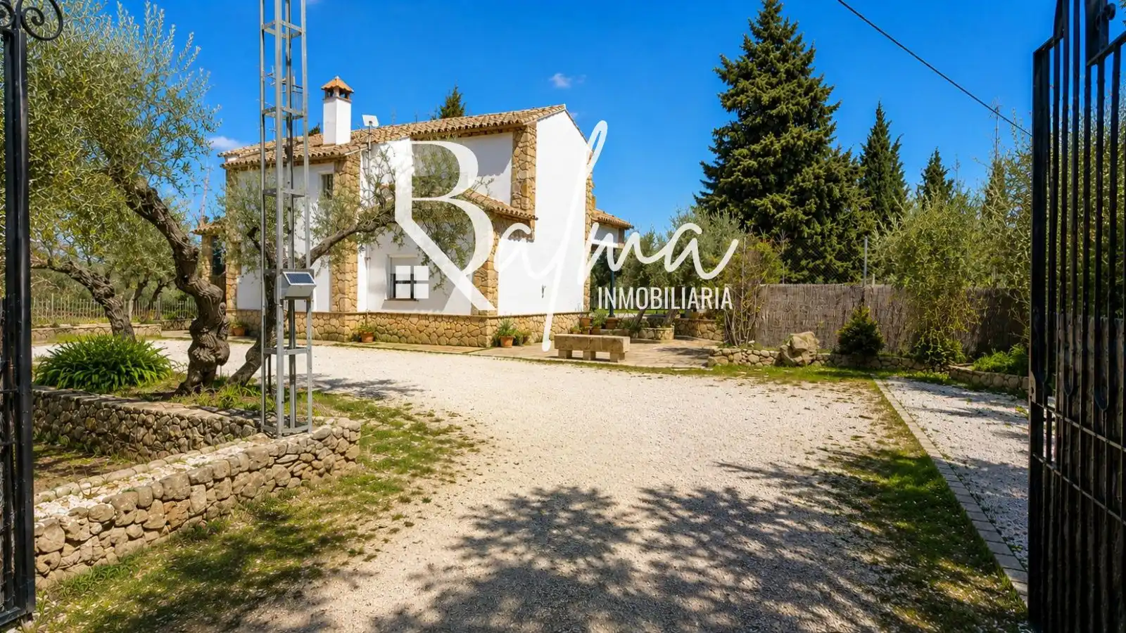 Detached house with pool for sale in Casco Histórico, imagen 2